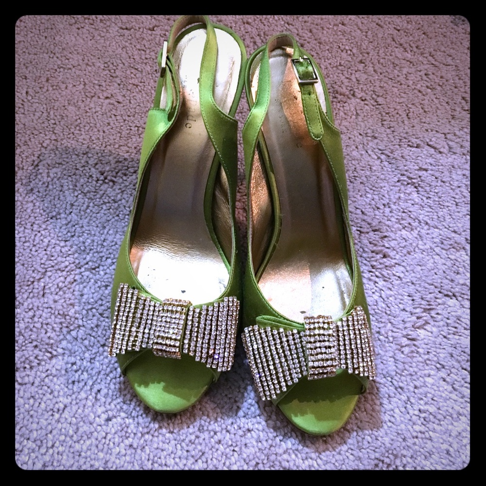 Kate Spade Green Heels size 8
